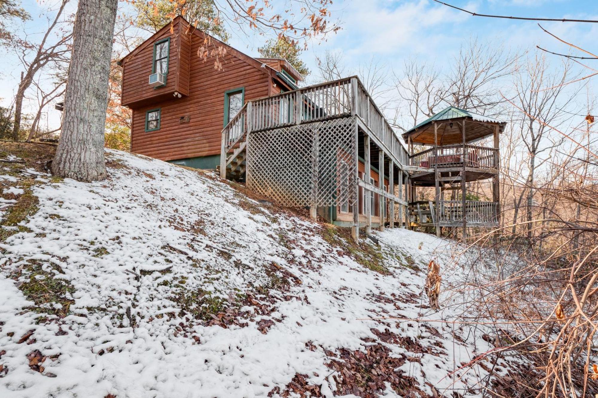 Fontana By Avantstay Gorgeous Mountain Cabin W Views Hot Tub Game Room Gatlinburg Exterior foto